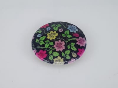 Porselein - Magneet broche – prachtig – bloemen – Ø 5cm - voor omslagdoek, sjaal en vest om te  sluit zonder gaatjes te veroorzaak.