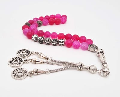 Handgemaakte naam tasbih 33 Kralen Natuursteen “Banded Agaat Magenta roze ” - met metaal tassel “Omarmen"- Met je naam of de naam van uw geliefde- 8 mm diameter van de korrel