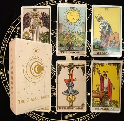 The Classic Tarot – 78 Kaarten met Gidsboekje – Tarotkaartenset voor Beginners & Verzamelaars – Spiritueel Cadeau - Engels