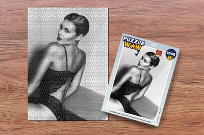Puzzel Verleidelijke vrouw in lingerie kijkt over schouder - Legpuzzel - Puzzel 1000 stukjes volwassenen