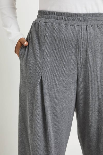 boohoo Dames Plus Gebreide Cord Wijde Pijp Geplooide Balloon Joggers | Grijs | Maat: 46