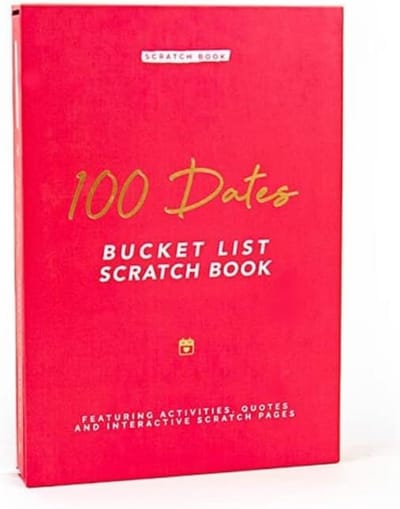 Krasboek voor stellen - Date ideeën - Samen herinneringen maken - 100 unieke activiteiten - 22.7 x 15.5 cm - Rood