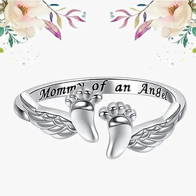 Huitan Moederringen Kind Voet Engelenvleugel Beste Moederdagcadeau Mama van een Engel Creatieve Gegraveerde Vingerring Sieraden voor Vrouwen 8 white
