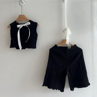 Zomer Nieuw Kinderen Mouwloos Dunne Kleding Set Baby Meisjes Schattige Strik Vest + Losse Korte Broek 2 Delig Pak Kinderen Effen Casual Outfits 5T  120CM zwart