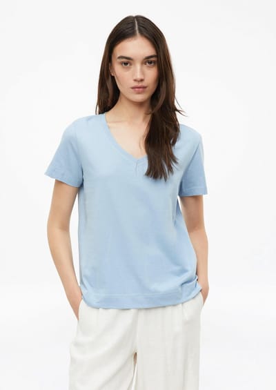 Dames T-shirt van zacht katoen met V-hals en zijsplit s.Oliver