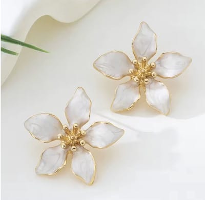 Luxe Oorbellen - Kleur: Wit - Hoge Kwaliteit RVS - Bloem / Flower - Roestvrijstaal / Stainless Steel - Goud & Wit - Oorbellen / Oorhangers / Oorringen - Luxe Cadeau Set - Chique Oorbellen - Verkleurt Niet
