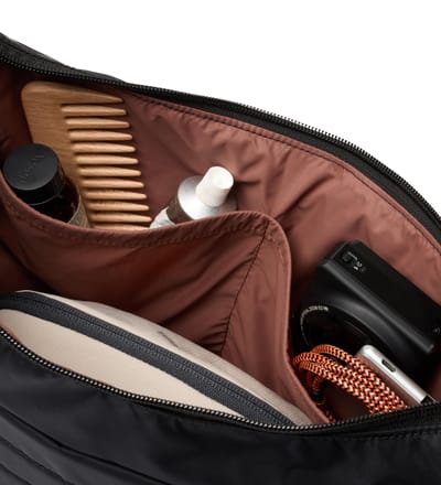 Bellroy Laneway Crescent Tas, 7L Inhoud, Minimalistische Schoudertas voor Dagelijks Gebruik, Binnen- en Buitenvakken, Verstelbare Band, Verbazingwekkende Opbergruimte