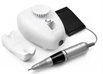 RickiParodi DigitalPro Plus – Professionele Manicure Set met 35.000 RPM Motor, Voetpedaal en Diamantfrezen