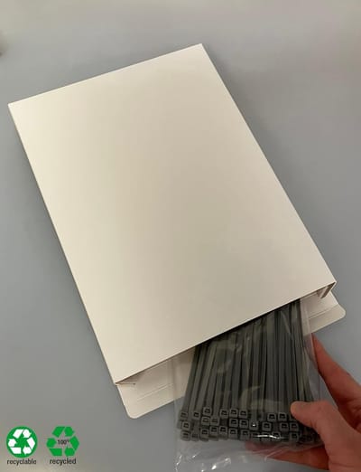 Kartonnen Dozen - Verhuisdozen Cadeauboxen - Producten Verzenden - Stevig Massief Karton - 32x23.5x2.2cm - Wit