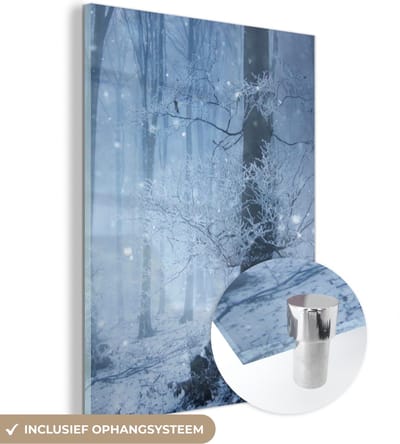 MuchoWow® Glasschilderij 30x40 cm - Schilderij acrylglas - Bos - Winter - Sneeuw - Foto op glas - Schilderijen