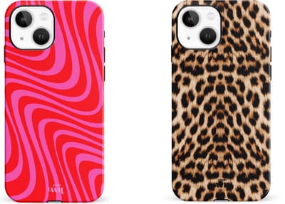 xoxo Wildhearts telefoonhoesjes Berry Much Rood Roze + Wild Thing – Double Layer Hard Cases met golvend en dierenprint design – stevig en trendy – geschikt voor iPhone 13
