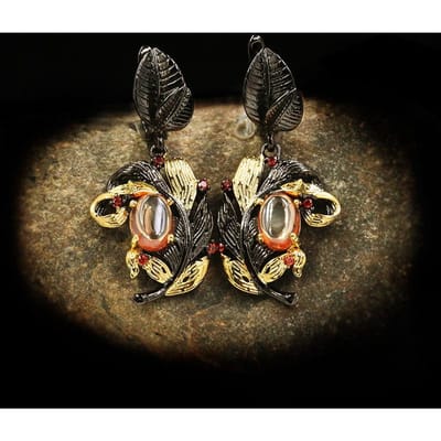 Nieuwe overdreven tweekleurige oorbellen in zwart goud zilver creatieve bloemtextuur oorbellen sieraden cadeau bruiloftsfeest verloving beige