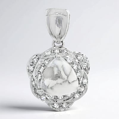 Cavill - Zilveren Hanger - 925 Sterling Zilver met Canadese Howliet 3,98 ct Triljant Cabochon en 24 Cambodjaanse Zirkonen - Elegante Glanzende Sieraad