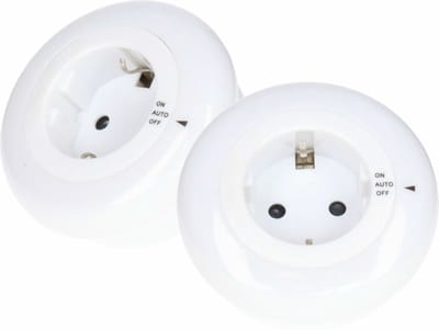 Bellatio Design LED Nachtlamp met lichtsensor - 2 stuks - 230V - kinderkamer - extra stopcontact - energiebesparend