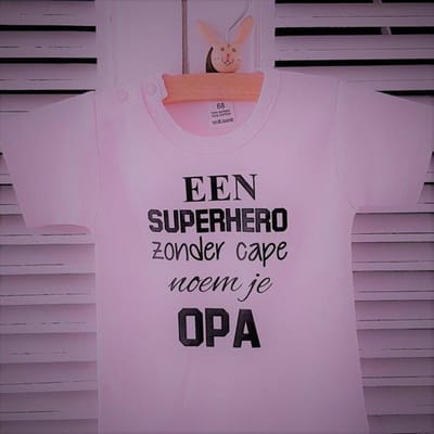 Rompertje baby met tekst meisje | korte mouw | roze zwart | een super hero zonder cape noem je opa|  maat 50/56 | bekendmaking zwangerschap aanstaande