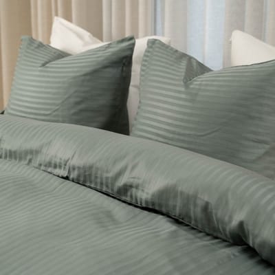 Kayori Elin Dekbedovertrek Katoensatijn - 200x200-220 + 2 slopen - Tweepersoons - Zeeblauw