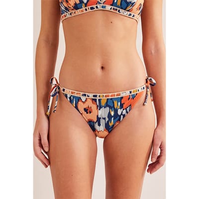 Boden Crochet Trim Bikini Bottoms Navy, Abstract Poppy Größe: 18 | Bikinis Outlet | Damen | Blau