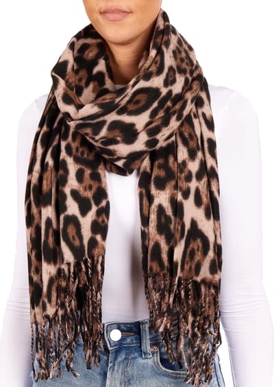 BRUBAKER Cashmirillo Damessjaal met luipaardpatroon, 70 x 200 cm, warm, zacht en oversized, sjaal met zacht kasjmier-gevoel, Beige en zwart, One size - Moederdag Cadeautje