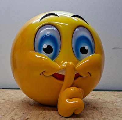 Smiley SST - Valentijn - Valentijnsdag - Kado - Cadeau - Decoratie - Woonaccessoires - Beeld - Zwart - 27cm Hoog