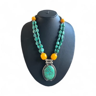 N3 Collecties Handgemaakte ketting in tribale stijl met turquoise hanger voor vrouwen