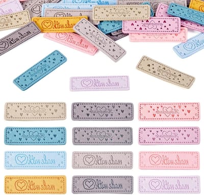 48 Stuks Handgemaakte Leren Labels met Woorden - Microfiber Label Tags met Gaten voor Naaien, DIY Projecten en Modeaccessoires zoals Jeans, Tassen en Hoeden
