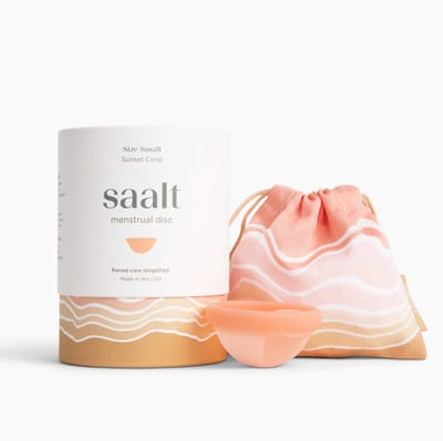 Saalt Menstruatiedisc Herbruikbaar Medisch Siliconen - Koraal Klein - 12 Uur Lekvrije Bescherming - Capaciteit 6 Tampons - Zonder Zuigkracht - Duurzaam Menstruatieproduct