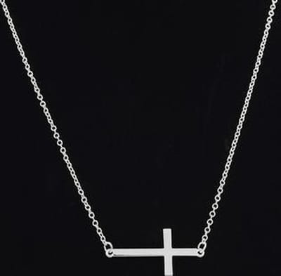 Ketting met kruisje ( Sideways) mat verzilverd