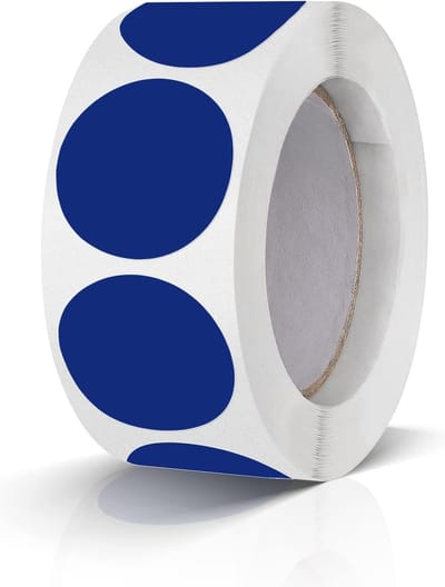 Marineblauwe ronde stickerrol - 500 stuks van 25 mm met kleurcodering