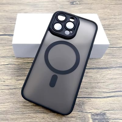 CHPN - Magsafe hoesje geschikt voor iPhone 15 pro Max - MagSafe hoes - Telefoonhoesje - Transparant zwart - Mat Zwart - Semi transparant- Hip hoesje voor jouw iPhone - Draadloos opladen