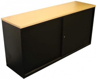 Lage schuifdeurkast 72,50x166x40 Lichtgrijs met topblad Noten Hickory