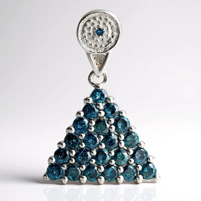 Cavill - Luxe Zilveren Hanger 925 Sterling Platina Verguld - 0,8 ct Fancy Diamant - Stijlvolle Blauw Accent Driezijdig Sieraad