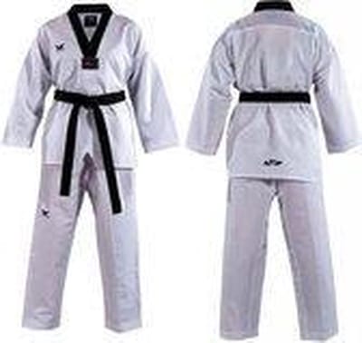Tusah WT Easy Fit Fighter Dobok Zwart 140cm