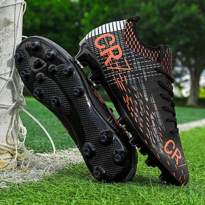 Nieuwe Lage Student Voetbalschoenen Met Lange En Gebroken Noppen Voor Training En Wedstrijden Professionele Jeugd Sportsschoenen Cr7 45