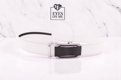 Witte lederen riem zonder gaatjes met automatische gesp voor heren ( model A015 )