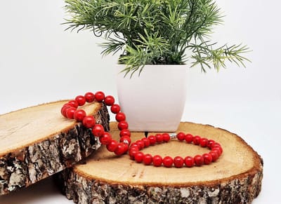 Handgemaakte Klassieke natuurstenen armband “Rode howliet ” - 8 mm diameter van de korrel- Diameter armband 20 cm - Een mooi cadeau voor familie en vrienden