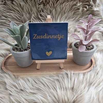 Robuust Wenstegeltje – Zusdinnetje – 10x10 cm – Lief Cadeau voor Zus of Beste Vriendin – Stijlvolle Wanddecoratie met Betekenis – Trendy nu
