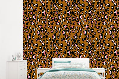 Behang - Fotobehang Panter - Design - Roze - Bruin - Patronen - Breedte 315 cm x hoogte 260 cm