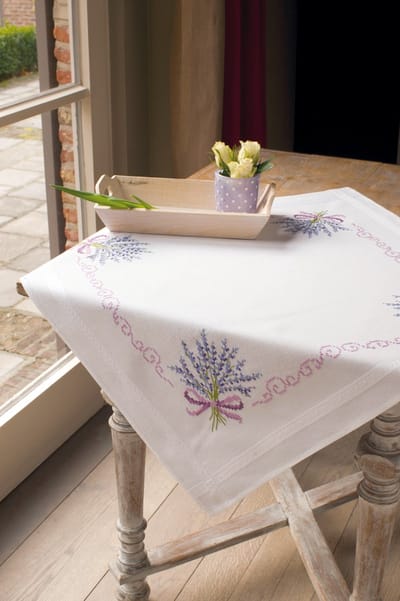 Vervaco - Tafelkleed kit - Lavendel - PN-0013208 - Borduren - Borduurpakket - Borduurpakket volwassenen - Borduurpakket kind