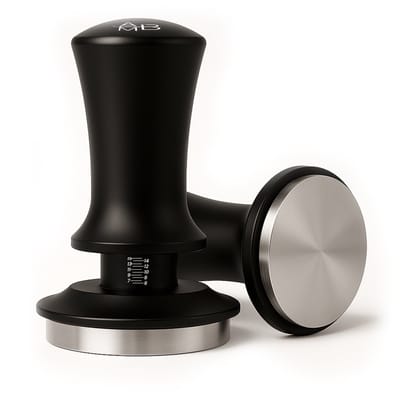 Adore Maison Barista Tamper Pro – 51 mm – Zwart – Koffieverdeler met Vering voor Espresso – Premium Koffiestamper voor Consistente Extractie en Perfecte Smaak