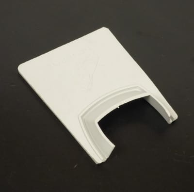 Bavette garde boue avant gris clair pour mobylette Peugeot 103 avec logo Peugeot
