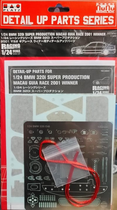 NuNu Modelbouwpakket Auto - 24041 BMW 320i E46 - 2001 Macau - Detail Up Parts Accessoires set - 1:24 - Modelbouw