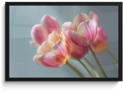 Poster in lijst - Fotolijst 60x40 cm - Posters - Tulpen - Roze - Stelen - Posterlijst zwart - Decoratie - Wanddecoratie woonkamer - Muurdecoratie slaapkamer