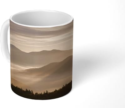 Mok - Koffiemok - Bergen - Mist - Zonnestralen - Mokken - 350 ML - Beker - Koffiemokken - Theemok