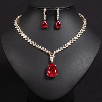 Dames Lichte Luxe Design Elegante Waterdruppel Kwast Ketting Oorbellen Set Modieus En Veelzijdig Uniek Designgevoel Set black