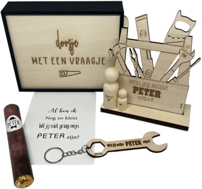 Geschenkbox Wil jij mijn PETER zijn? | zwart | gereedschap | sleutelhanger | peter vragen | meter worden | peetoom vragen | peetoom worden | cadeau | doosje met een vraag