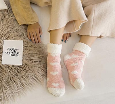 Fluffy dames sokken - huissokken - roze - print hartjes - hart - 36-40 - extra zacht - cadeau - voor haar - kerstcadeau - verjaardagscadeau - warme sokken
