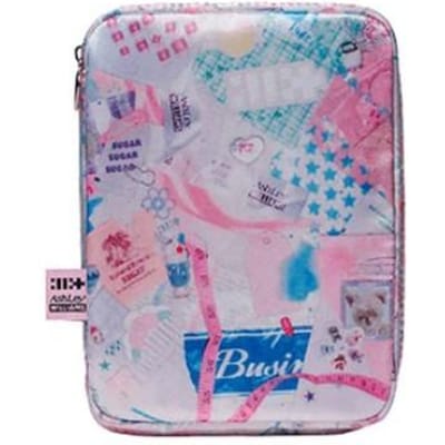 ILLIT - [NIET MEER SCHATTIG] 1e Single Album ILLIT X ASHLEY WILLIAMS POUCH COLLAGE gray