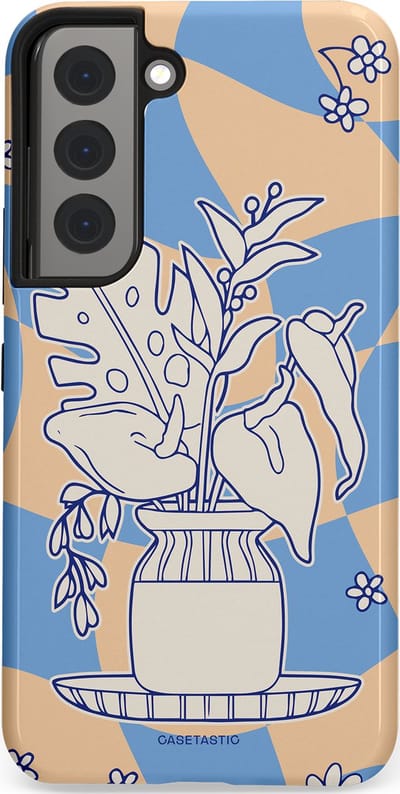 Casetastic Hoesje Geschikt voor Samsung S22 - Stijlvolle Beschermende Duo-layer Case - Bosje vol blauw