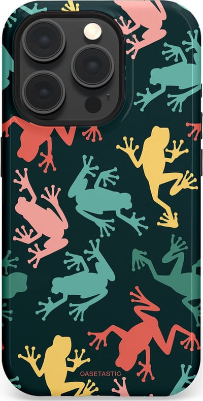 Casetastic Hoesje Geschikt voor Apple iPhone 15 Pro Magsafe - Stijlvolle Beschermende Duo-layer Case - Regenwoud Kikkers