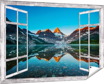Gards Tuinposter Doorkijk Berg Assiniboine bij het Meer in Canada - 150x100 cm - Tuindoek - Tuindecoratie - Wanddecoratie buiten - Tuinschilderij